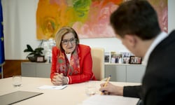 Johanna Mikl-Leitner im Gespräch mit der „Krone“. 