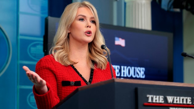 At 27, Karoline Leavitt is the youngest press spokesperson of a US president. She wants to focus on a "revolutionary media strategy". (Bild: APA/Getty Images via AFP/GETTY IMAGES/CHIP SOMODEVILLA)