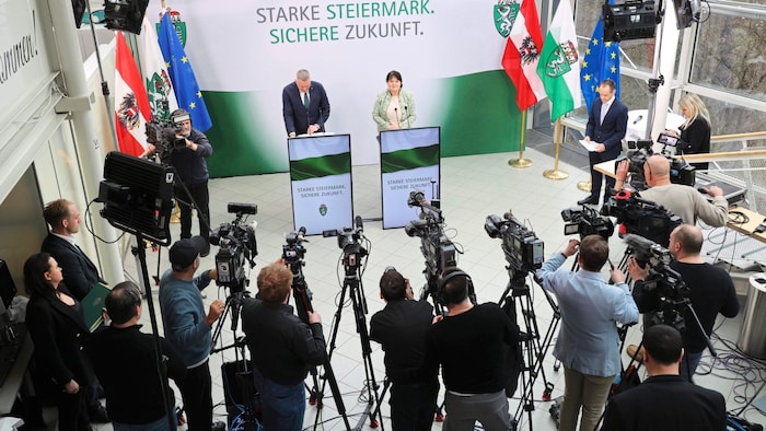 Enormes Medieninteresse bei der Regierungsklausur in der Südsteiermark.