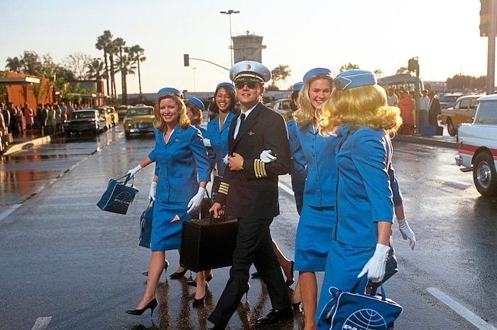 Für viele ist der Job des Piloten bis heute ein Traumberuf. Leonardo DiCaprio gab in „Catch me if you can“ sogar vor, einer zu sein. Jetzt bietet sich die Chance, im Cockpit Platz zu nehmen.