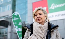 40 Jahre lang arbeitete Martina Pölz (58) bei Kika/Leiner, am Mittwoch räumte sie ihren ...