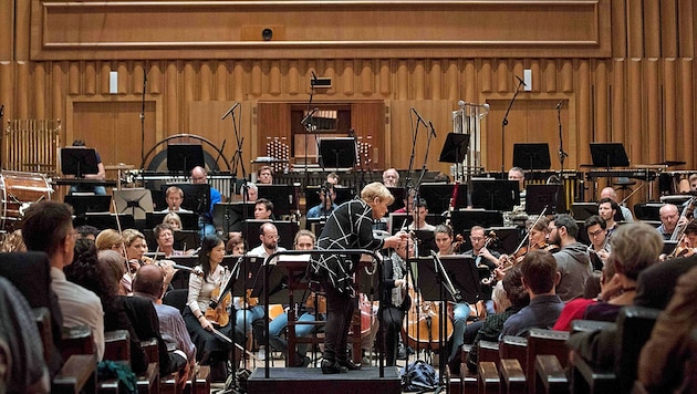 The ORF Radio Symphony Orchestra is on the verge of disbanding - and could now make a real splash once again. (Bild: APA-PictureDesk/ALEX HALADA / AFP / picturedesk.com)