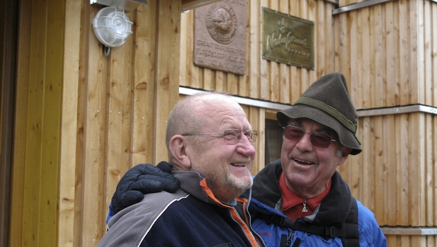 Willi Bauer (li.) bei einer Begegnung mit Alt-Bundespräsident Heinz Fischer (Bild: Sepp Friedhuber)