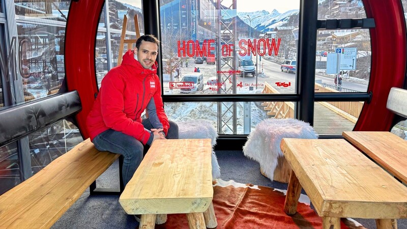 Die „Krone“ machte es sich gestern in der Gondel vor dem „Home of Snow“ gemütlich. (Bild: Claus Effenberg)