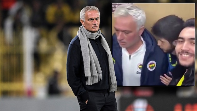 Jose Mourinho thought very little of the fans' cuddling attacks ... (Bild: AFP/APA/KEMAL ASLAN, X/MourinhoPics)