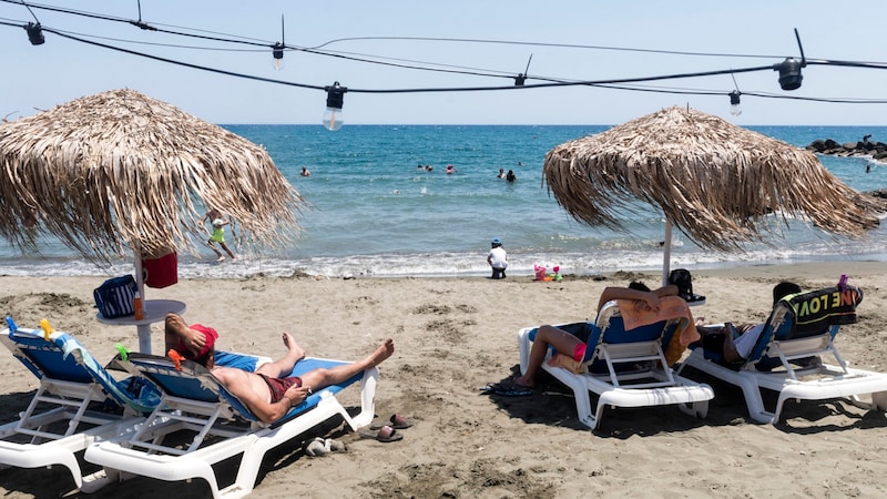 Nicht nur die Landwirtschaft, auch der Tourismus ist in Zypern in Gefahr. (Bild: AFP/Iakovos Hatzistavrou)