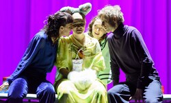Szene aus „The Broken Circle“ – Sara Ostertag inszeniert das Stück in Linz