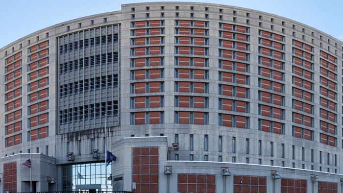 So sieht das Metropolitan Detention Center aus.