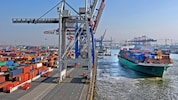 Die EU exportiert Waren um 500 Milliarden Euro in die USA, die Zölle verteuern würden.