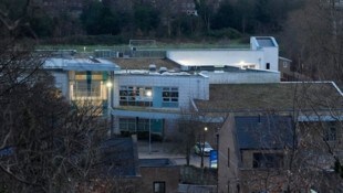 An dieser Schule in Sheffield ist ein 15-Jähriger ermordet worden.