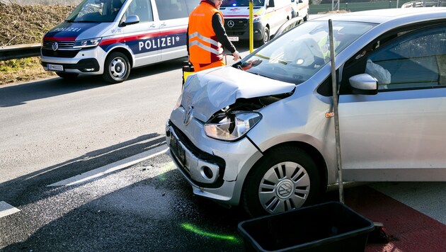 An beiden Fahrzeugen entstand erheblicher Sachschaden.  (Bild: Mathis Fotografie)