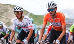 Felix Großschartner (r.) steht beim besten Team der Welt unter Vertrag.