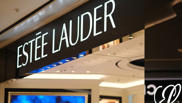 Eine Filiale des US-Kosmetikkonzerns Estée Lauder (Bild: stock.adobe.com/Robert)