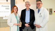 Dr. Astrid Magele und Primarius Dr. Georg Sprinzl erlösten ihren Patienten vom stummen Leiden