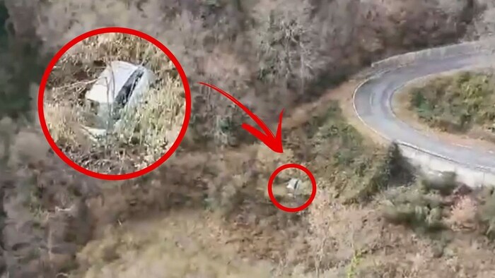 Die abgelegene Unfallstelle war von der Straße nicht zu sehen.