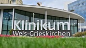 Besonders stark ist die Wartezeit auf die heilende Ohren-OP im Klinikum in Wels gestiegen.