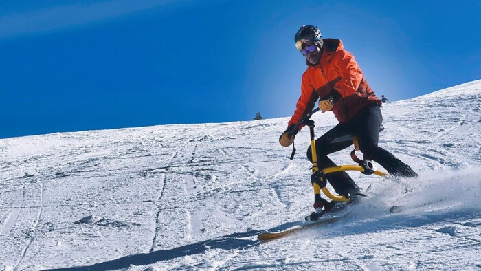 Nach wenigen Minuten fuhr ich bereits mit dem Snowbike die Pisten hinunter.