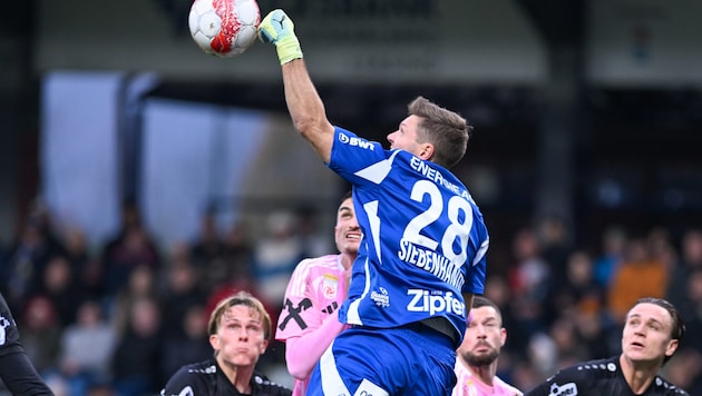 A lot to do: Goalkeeper Jörg Siebenhandl. (Bild: GEPA pictures)