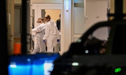 Ins Universitätskrankenhaus Örebro wurden nach Angaben eines Klinikumsprechers fünf Patienten ...