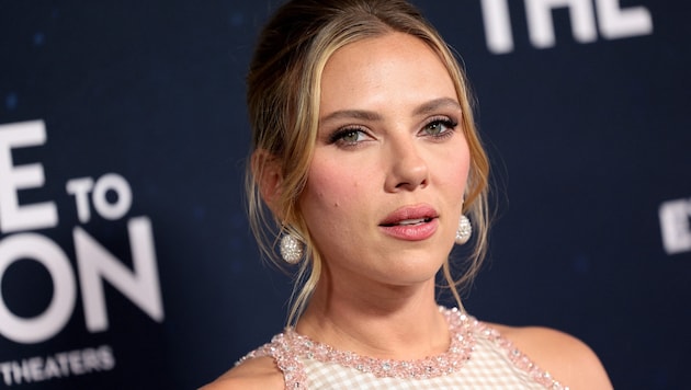 Scarlett Johansson had to wait 30 years for her dream role. Now the time has finally come! (Bild: APA/Getty Images via AFP/GETTY IMAGES/Dimitrios Kambouris)