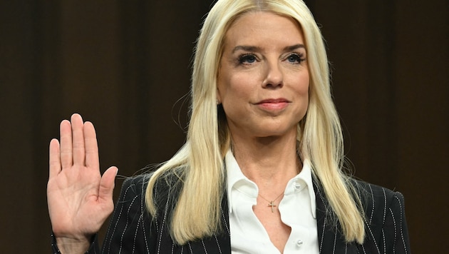 The US Senate has confirmed the former Attorney General of the state of Florida, Pam Bondi, as the new Attorney General. (Bild: AFP )