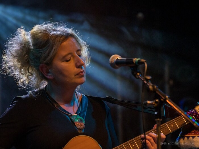 „Wie a Windhauch“ lautet das Liederprogramm von Martina Leopoldseder. Ihr Konzert-Partner Didi ...