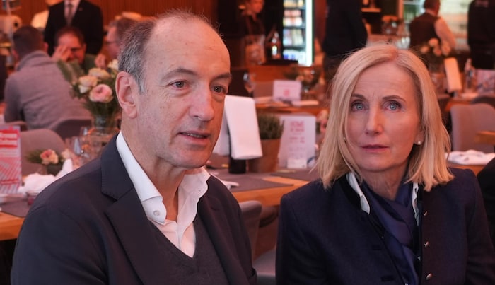 „Krone“-Herausgeber Christoph Dichand im Gespräch mit ÖSV-Chefin Roswitha Stadlober