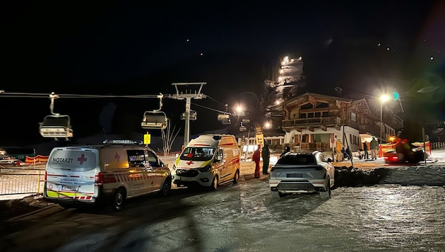 Der Wintersportler wurde nach der Erstversorgung ins Krankenhaus gebracht. (Bild: ZOOM Tirol)