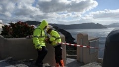 Statt Touristenansturm nun Geisterstadt: Etwa zwei Drittel der Inselbewohner haben Santorin bereits verlassen. (Bild: AFP)