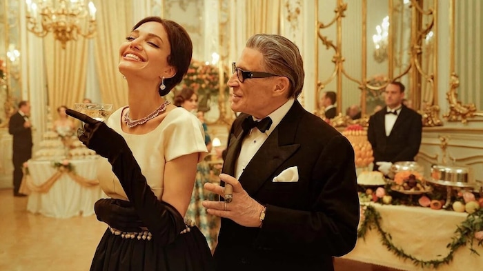 Angelina Jolie in der Rolle von Maria Callas in ihren letzten Tagen. 