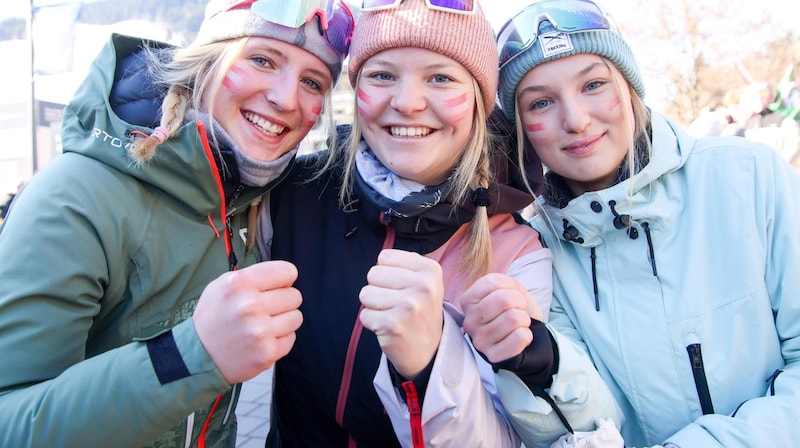 Das Daumendrücken von Hannah, Julia und Alina zahlte sich aus.  (Bild: Tröster Andreas)