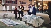 Die „Omas“ hoffen für die heutige Mahnwache auf eine rege Beteiligung.