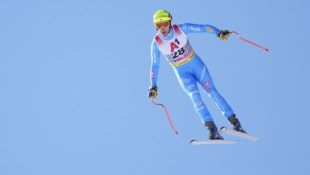 Christof Innerhofer hat im Training für Verwunderung gesorgt. (Bild: AP/APA/TOBIAS STEINMAURER)