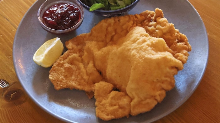 ... und auf der Hütte bestellt er sich am liebsten ein Wiener Schnitzel.