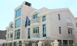 In Podgorica, der Hauptstadt Montenegros, marschierte der vermeintliche Informant in die ...