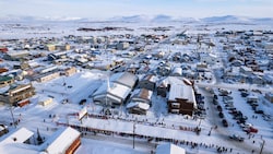 In der Stadt Nome (Bild) sollte das Flugzeug landen. (Bild: APA/Anchorage Daily News)