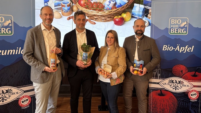 David Mölk, Björn Rasmus, Bianca Klapeer und Simon Wolf (von links).