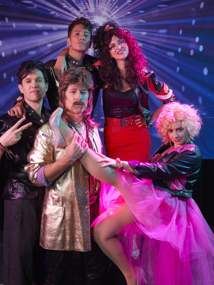 Here with all the actors: Stefan Bleiberschnig (left), Vincent Bueno (top left), Cornelia Mooswalder (next to Bueno), Dagmar Bernhard (bottom right), Boris Pfeifer (bottom center). 