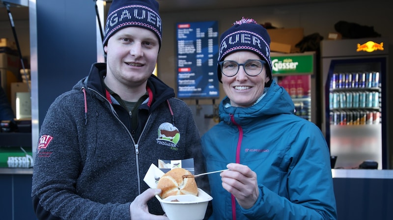 The fan zone has its own World Cup goulash (Bild: Tröster Andreas)