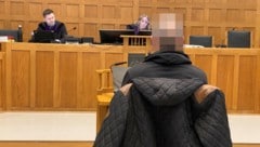 Der 59-jährige Angeklagte bestritt vor Gericht die ihm zur Last gelegten Taten. (Bild: Chantal Dorn, Krone KREATIV)