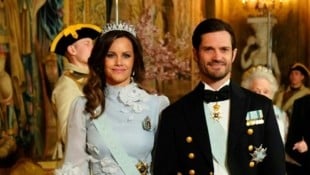 Prinzessin Sofia von Schweden mit ihrem Ehemann Carl Philip von Schweden (Bild: AFP)