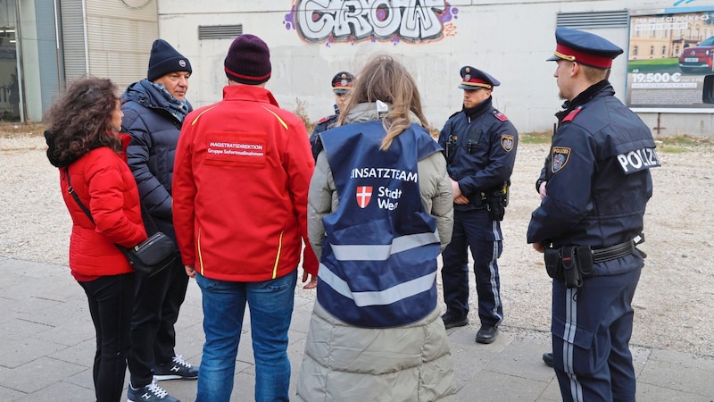 Vor dem Beginn der Schwerpunktaktion (Bild: Zwefo)