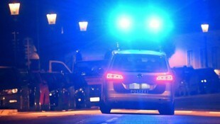 Die Innsbrucker Polizei ermittelt nach der nächtlichen Attacke (Symbolbild). 