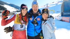 Mirjam Puchner (li.) und Stephanie Venier, hier mit Trainer Roli Assinger, holten Medaillen. (Bild: Birbaumer Christof)