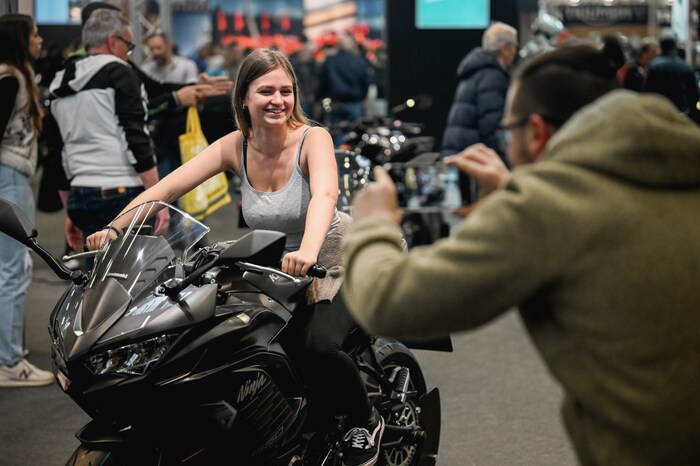 Celina and her boyfriend have traveled all the way from Wiener Neustadt