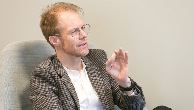 Simon Burtscher-Mathis leitet zusammen mit Alexandra Wucher seit 2021 das Vorarlberger Kinderdorf. (Bild: Mathis Fotografie)