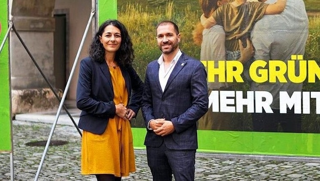 Timon Scheuer mit der derzeit erkrankten grünen Klubobfrau Sandra Krautwaschl (im Landtagswahlkampf 2024) (Bild: Die Grünen Steiermark)