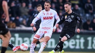 Mike Bähre (re.) &amp; Co. unterlagen dem GAK zum Auftakt.