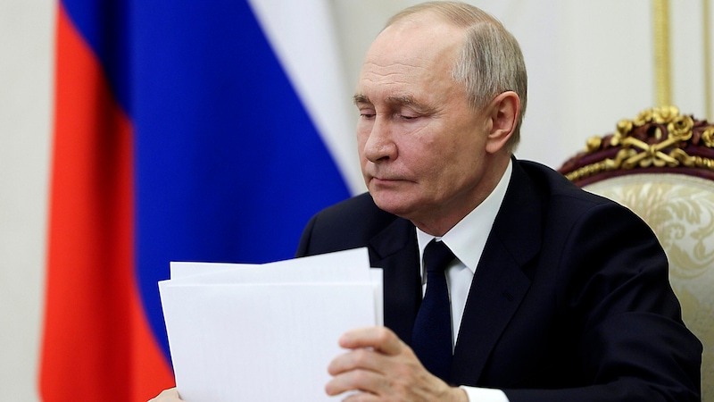 Russian President Vladimir Putin has stated that he would be interested in a personal meeting with US President Donald Trump. However, preparations are probably not yet very advanced. (Bild: APA/AP)