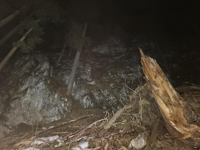 Der Niederländer stürzte über eine steile, felsige Bergwand ab, dabei zog er sich schwere ...